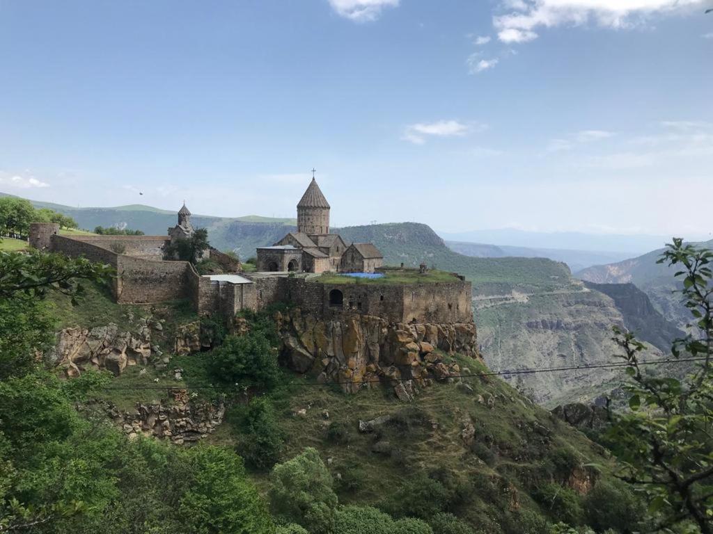 Tatev 1 photo 2