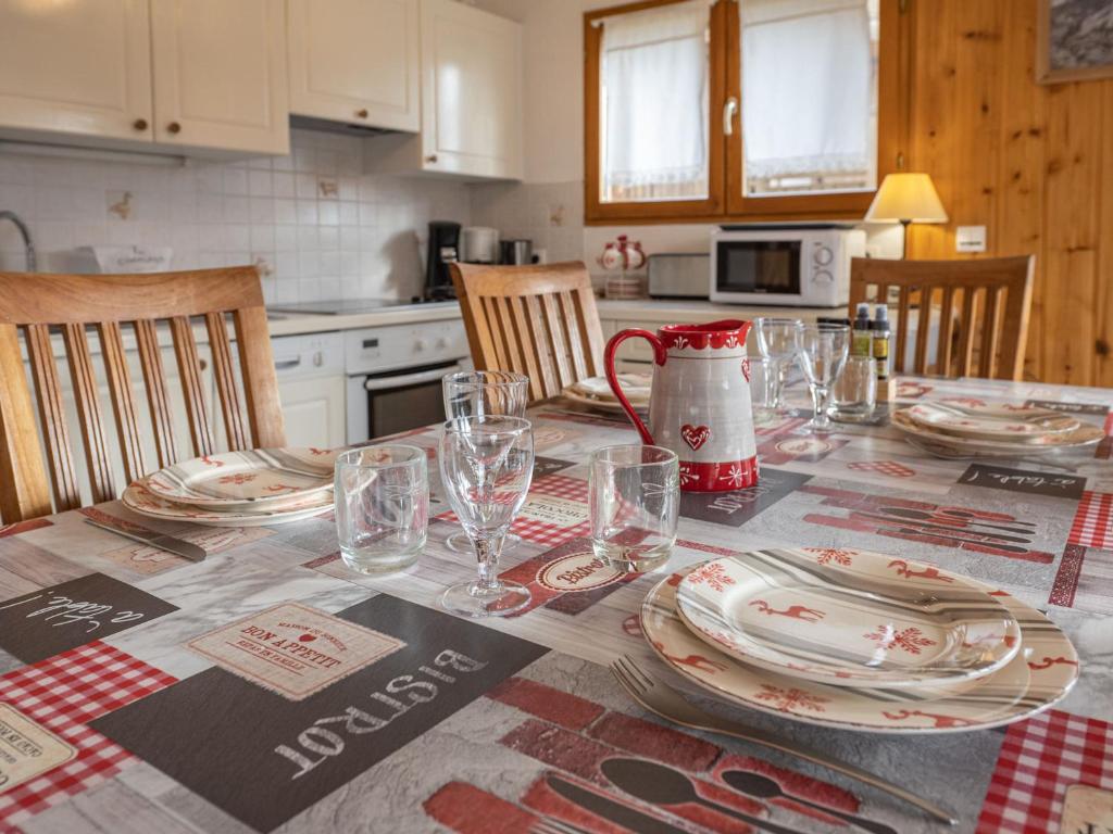 Appartement Huez, 2 pièces, 5 personnes - FR-1-645-17 photo 4