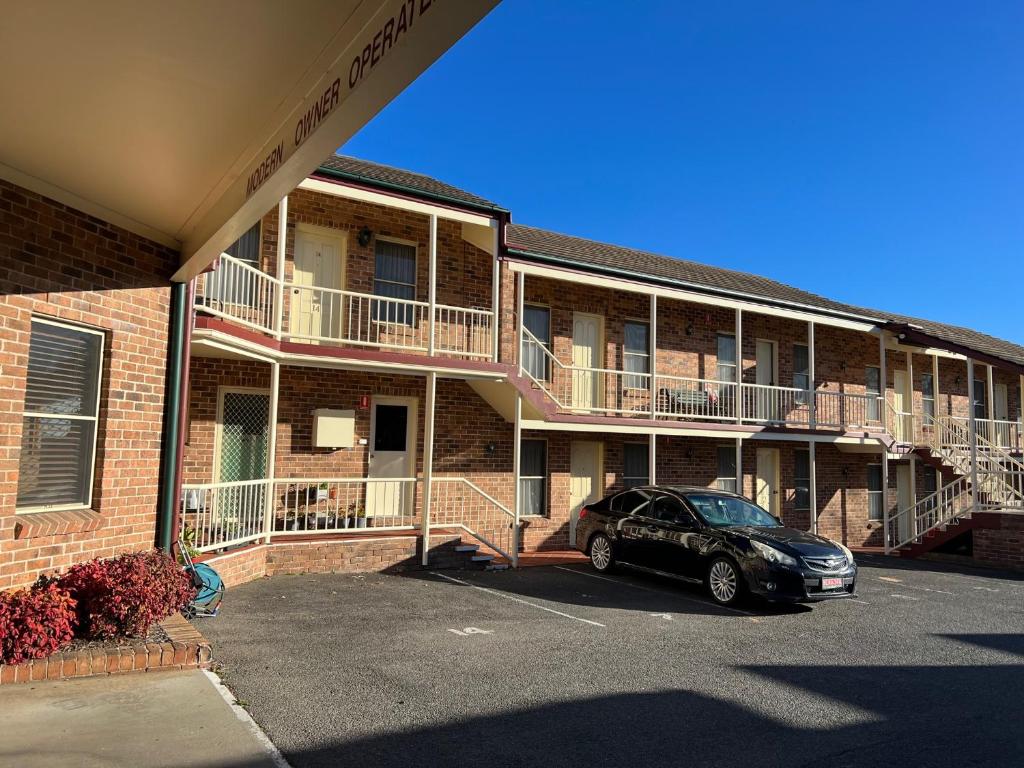 Cedar Lodge Motel photo 3