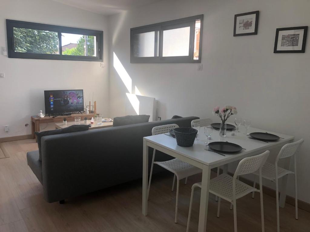 Appartement paisible proche centre ville photo 3