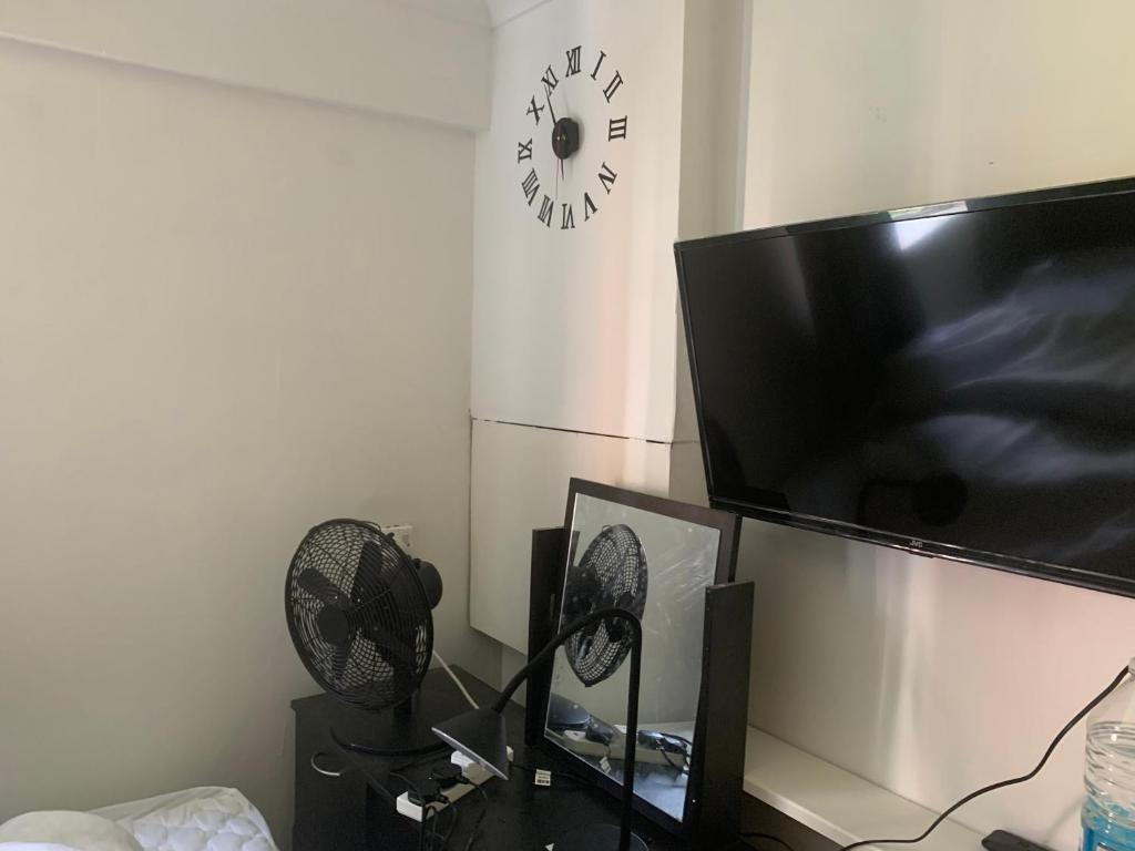Lovely room in South London photo 4