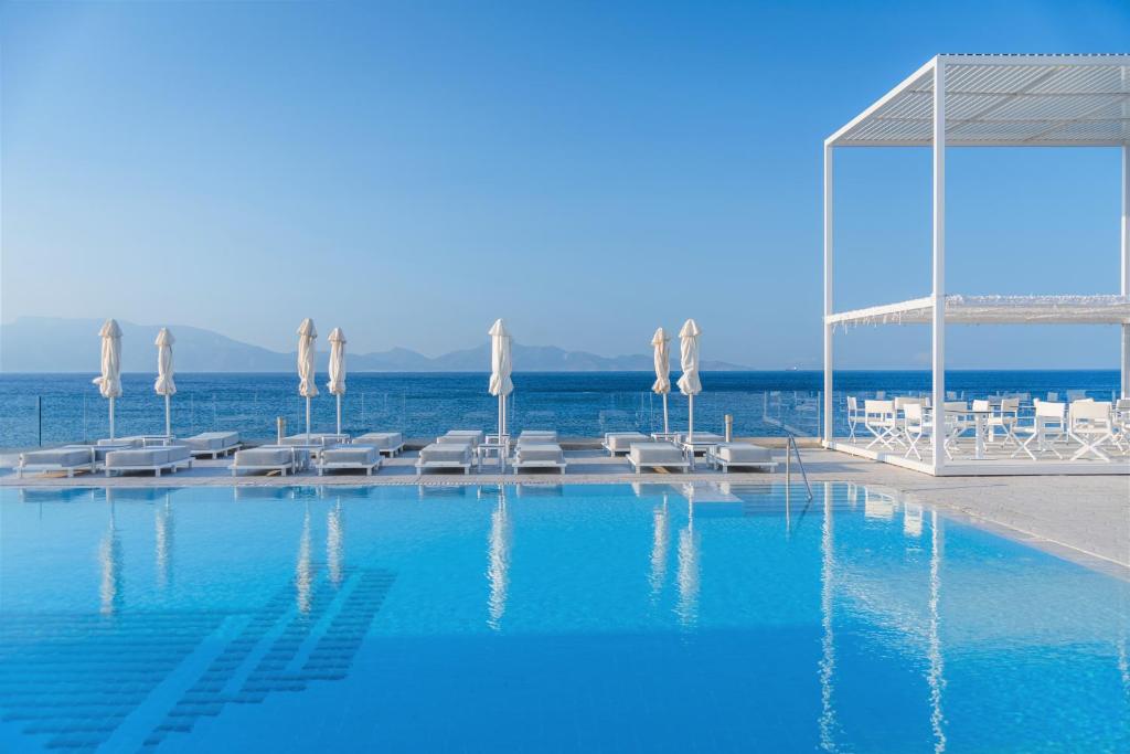 Dimitra Beach Hotel & Suites photo 1