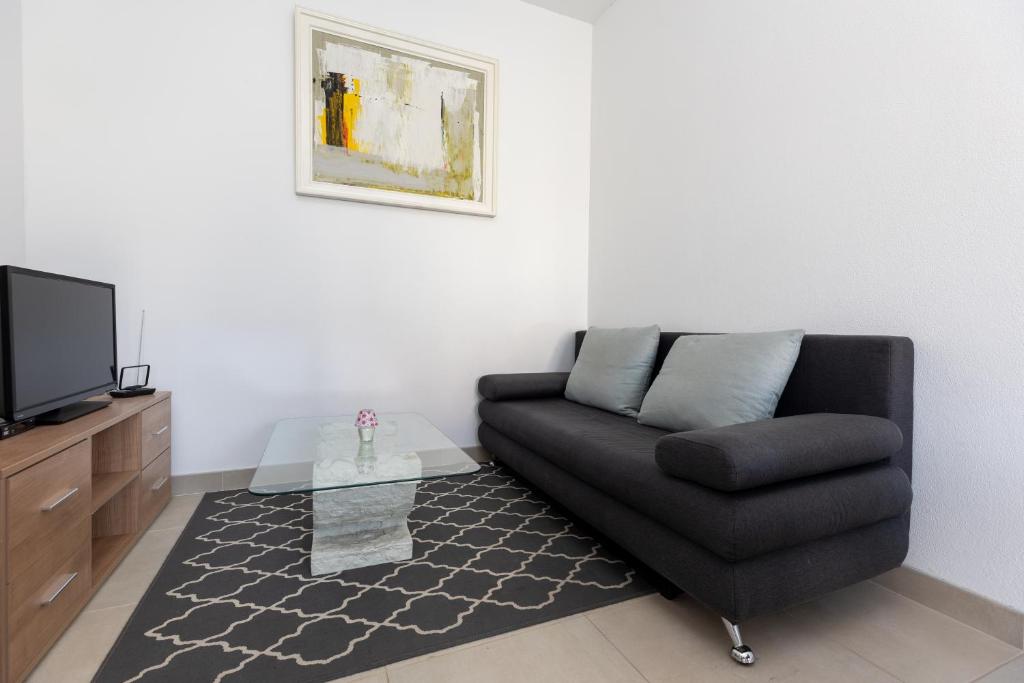 Apartment Ana photo 3