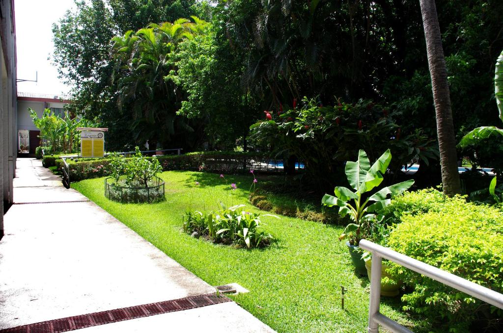 Hotel Boyeros photo 3
