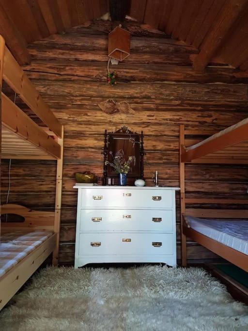 Charmig gård med bastu, strandtomt och utedusch i naturskönt område photo 4