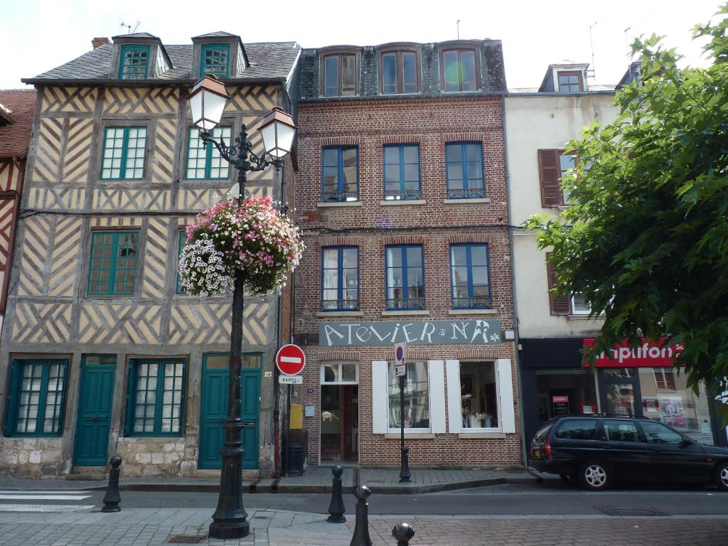 Maison Particuliere Place Saint-Léonard photo 1