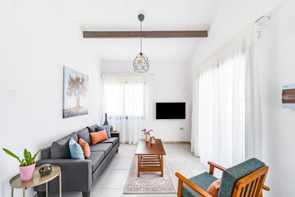 KAMARA Boutique Guest Houses by Ezoria Villas photo 2