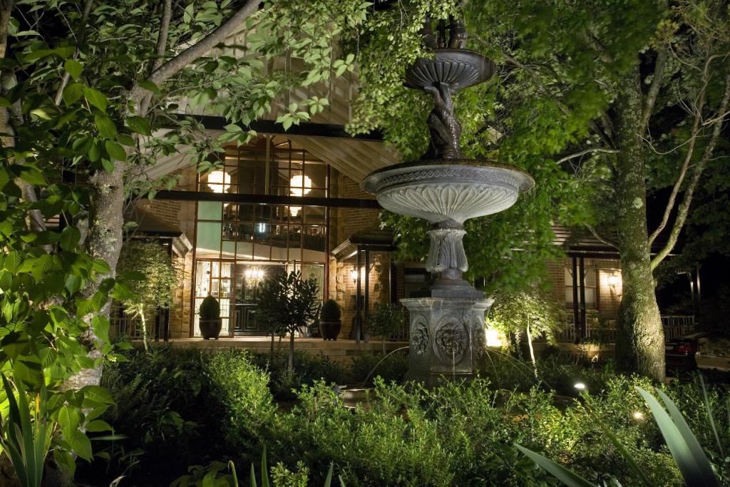 Echoes Boutique Hotel and Restaurant - Tap to explore photos