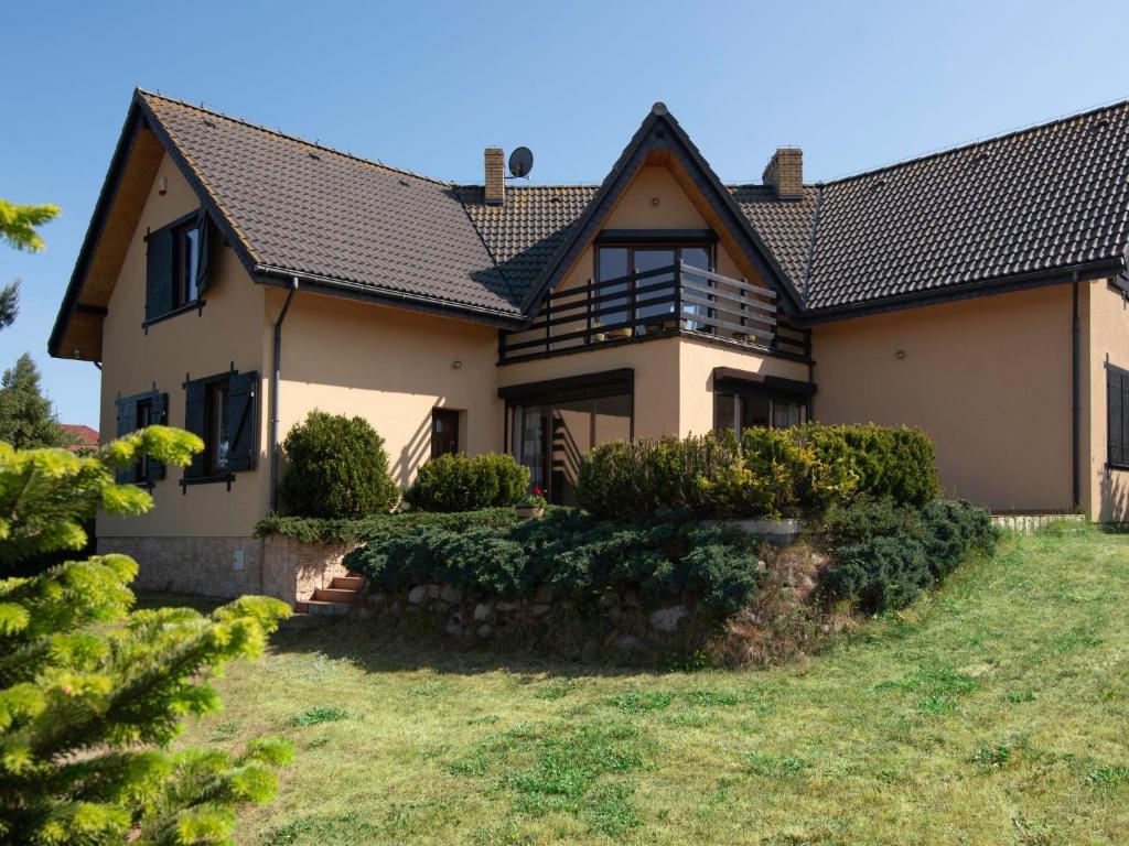 Holiday Home Anna by Interhome
