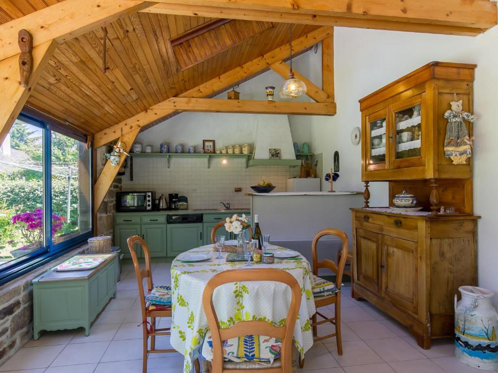 Holiday Home Le Clos de Goaz Ar Vern - CMN100 by Interhome photo 3