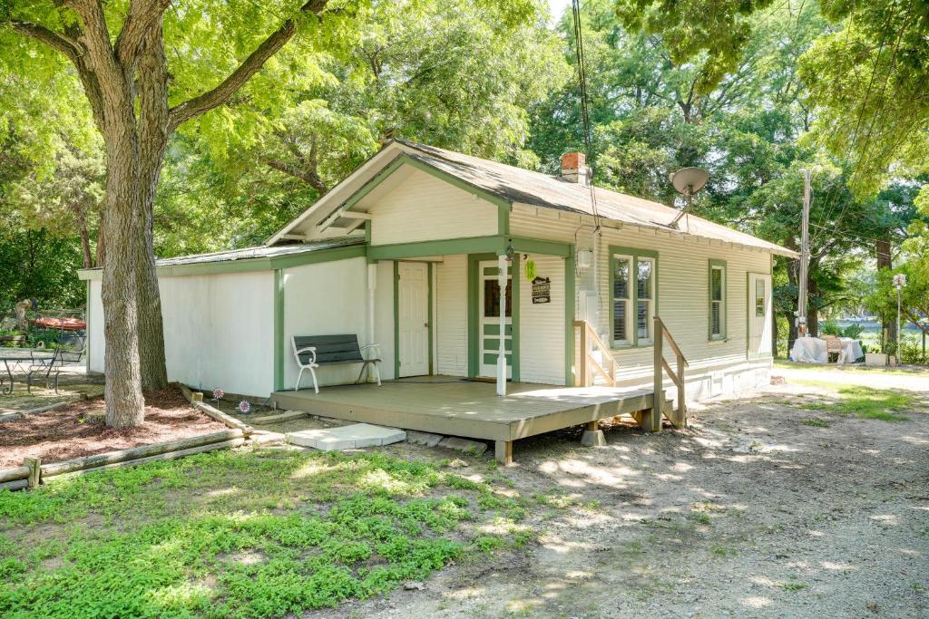 New Braunfels Vacation Rental on Lake Dunlap! photo 2