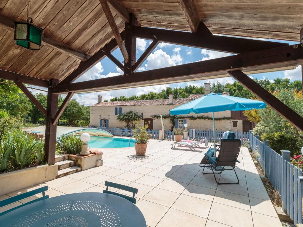 Holiday Home Au bord du canal by Interhome photo 3