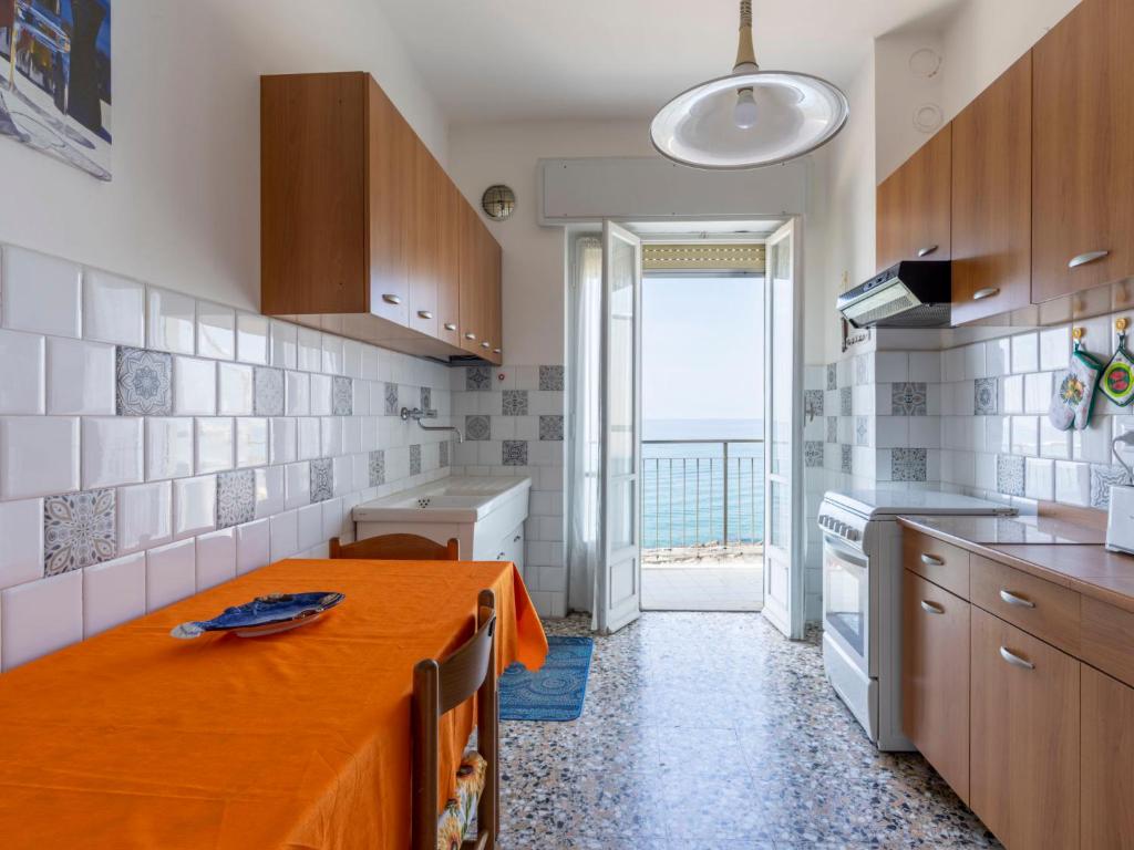 Apartment Iris by Interhome photo 3