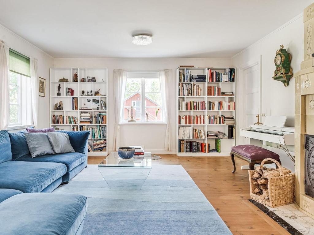 Holiday Home Skarpsätter Sportgård by Interhome photo 3