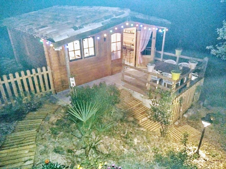 LOU CABANOT CHALET DE JARDIN CALME ET CONFORTABLE photo 4