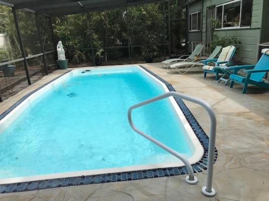 1620 - 5-Room Apt. with Pool & Gardens , Near Downtown photo 1