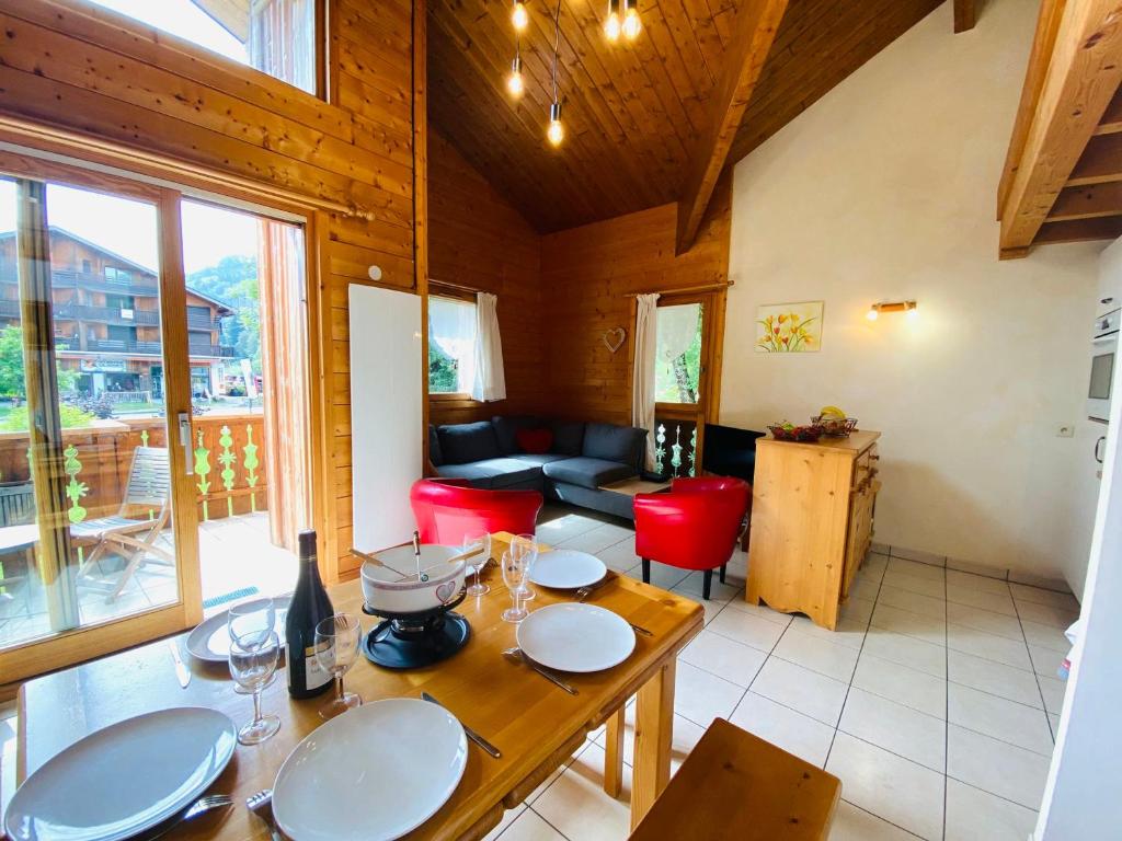 Appartement Samoëns, 4 pièces, 6 personnes - FR-1-624-33 photo 2
