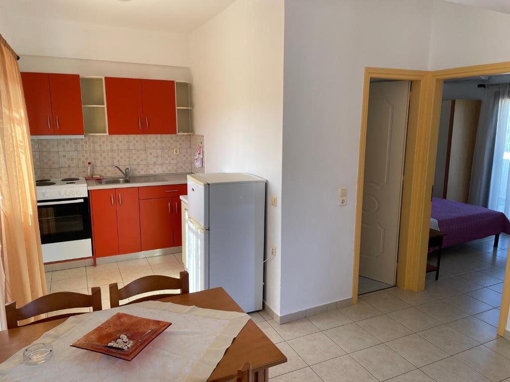 Rousolakos Apartments photo 3