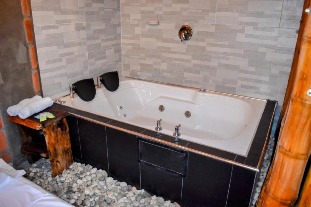 Hotel B & C photo 3