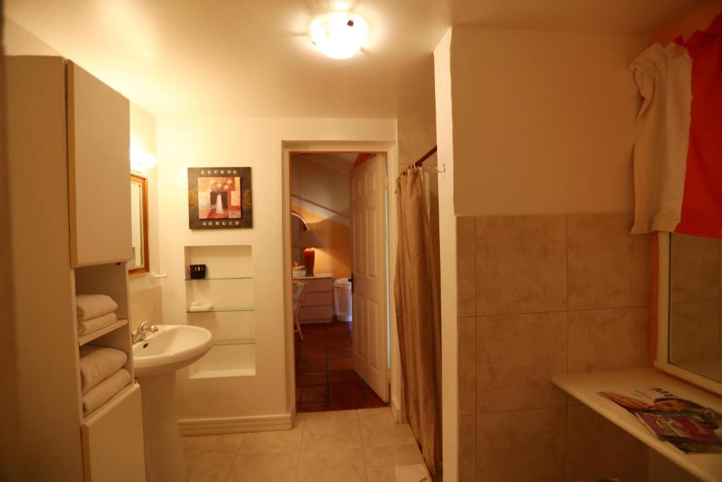 The Legend Garden Condos photo 3