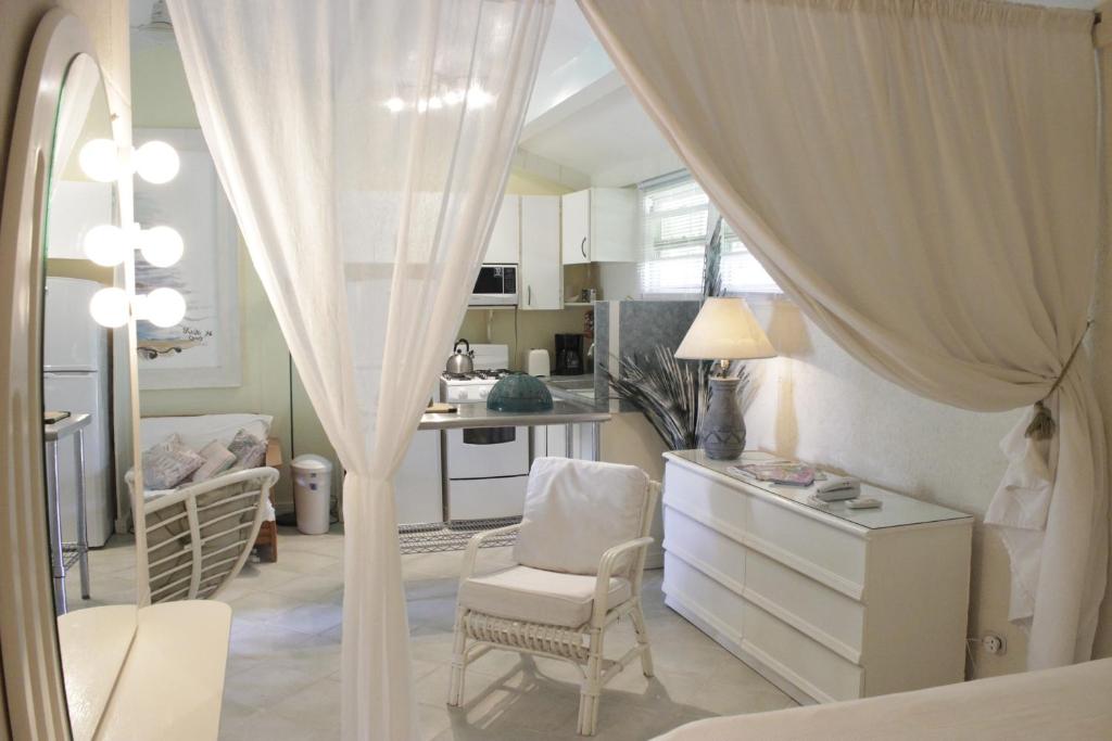 The Legend Garden Condos photo 1