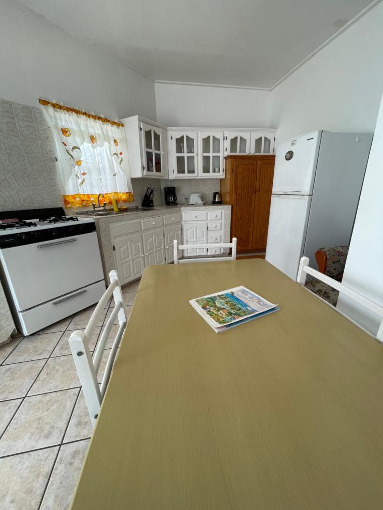Thomas Apartment Inc photo 1