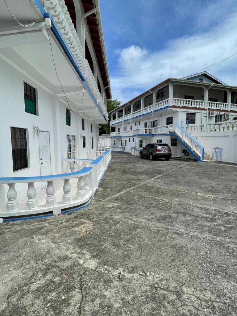 Thomas Apartment Inc photo 2