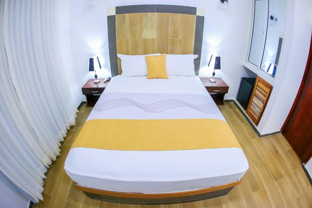 Hotel Vicentina photo 1