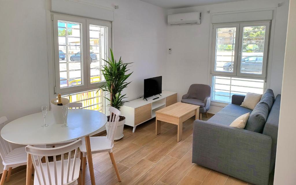 Apartamento nuevo en Planta Baja B con Piscina y Solarium photo 3