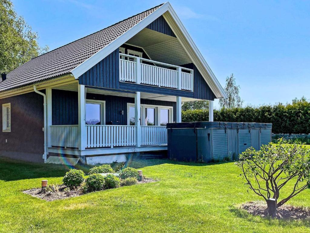 Holiday home KARLSTAD II photo 1