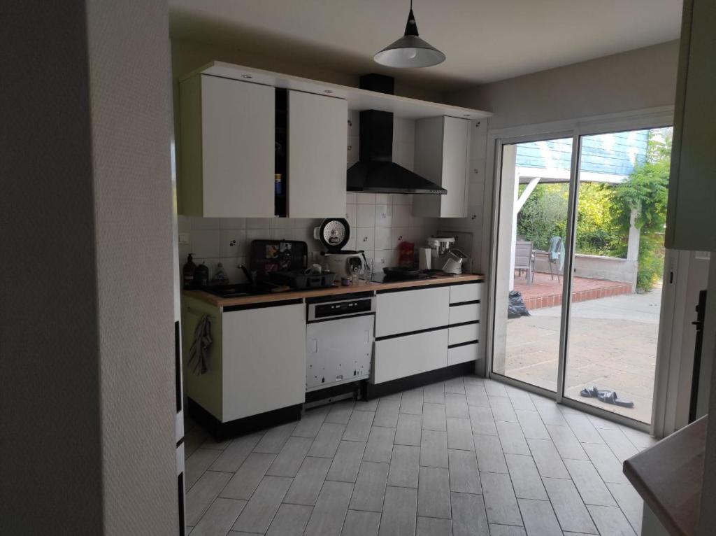 Charmante maison avec piscine photo 1
