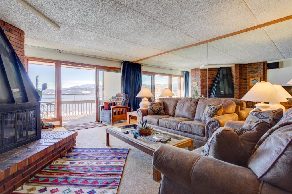207 Point Dillon image