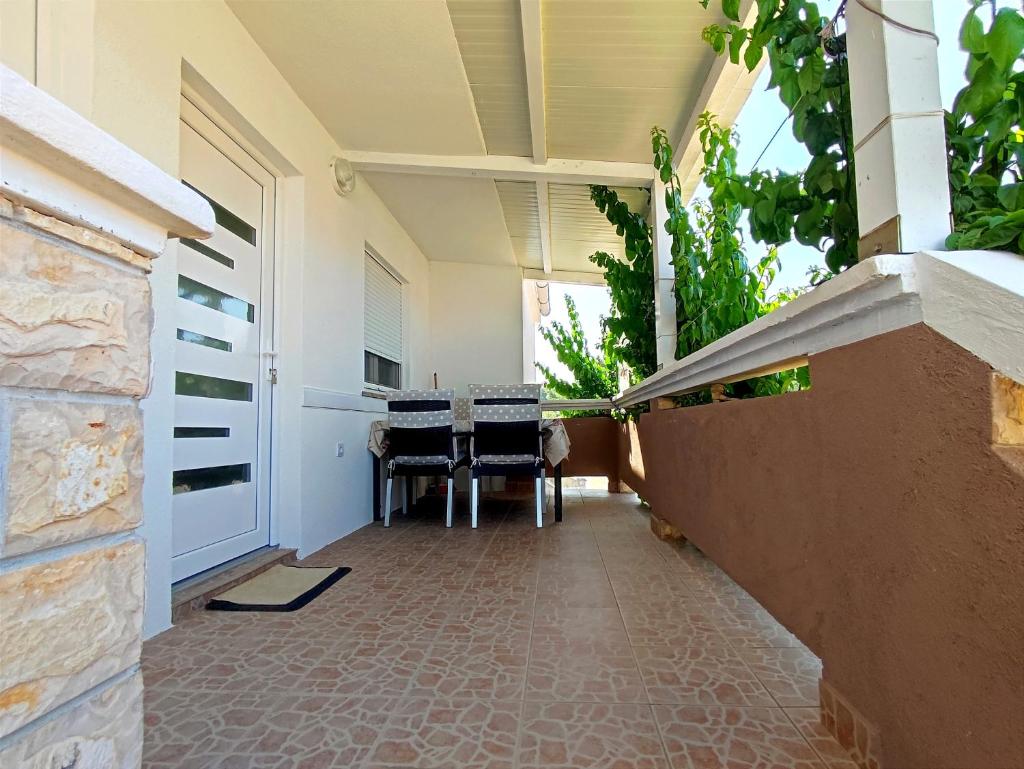 Apartments Jolić photo 2