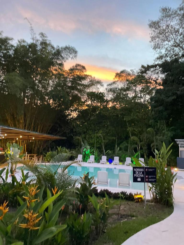 Grand Park Manuel Antonio - Adults Only photo 3