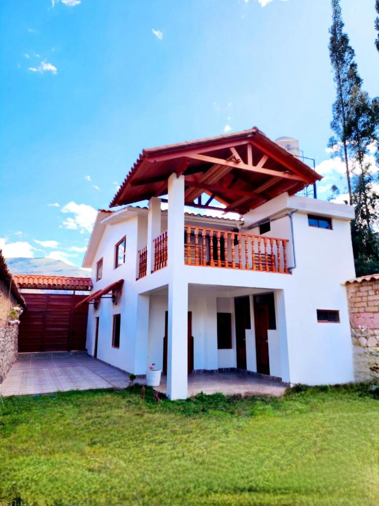 El Rey Lobo Casa de Campo Valle Sagrado photo 1