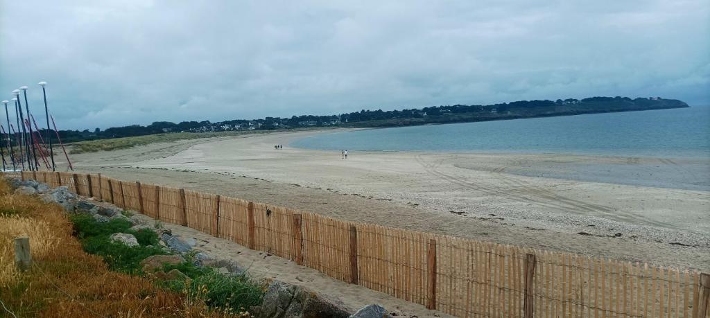 Appartement d'une chambre a Saint Gildas de Rhuys a 100 m de la plage avec vue sur la mer balcon amenage et wifi