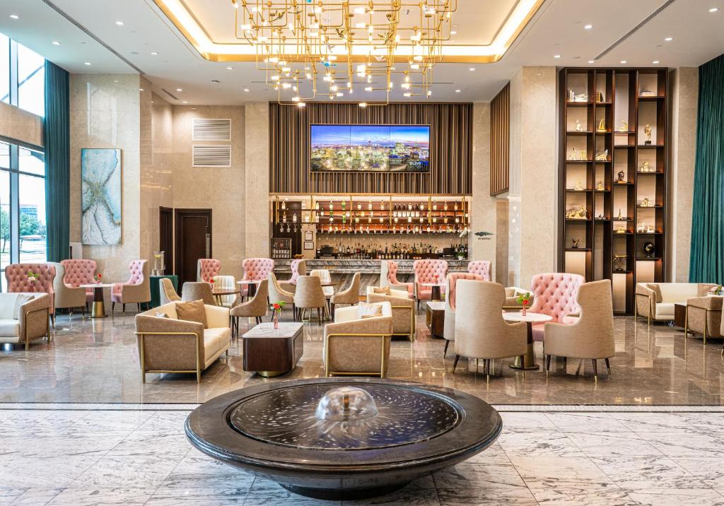 Blossom Hotel Houston image