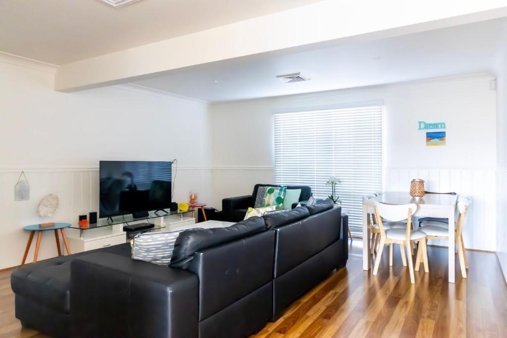 Cockatoo House photo 3
