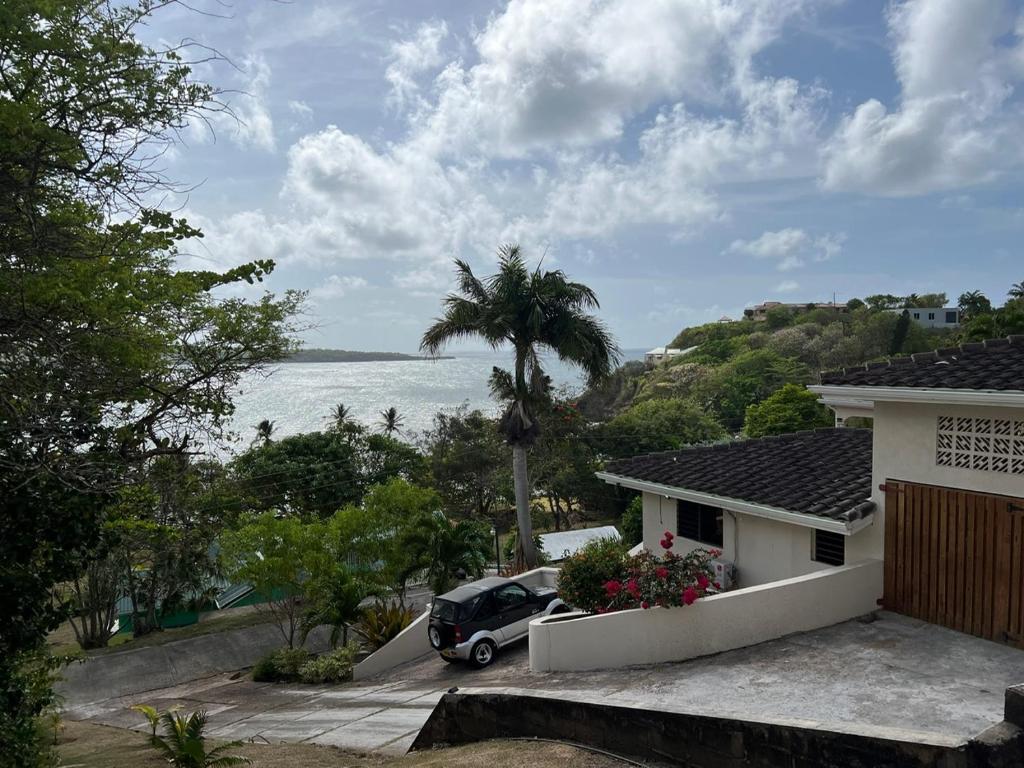 Villa Adina - A luxury villa with pool, perfect for a quiet hideaway or an exotic escape photo 3