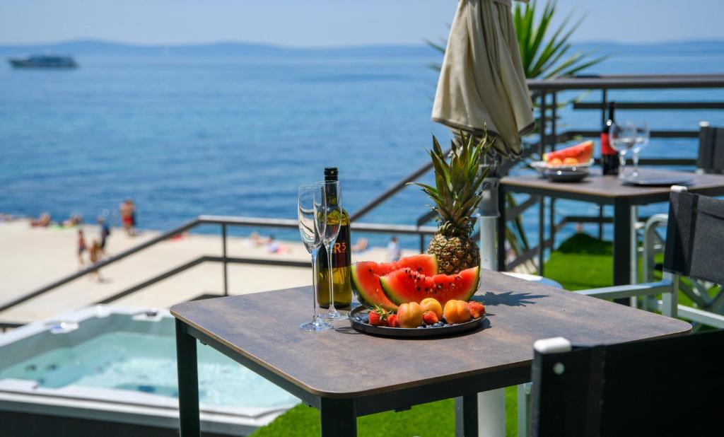 Via Mare Luxury Rooms photo 1