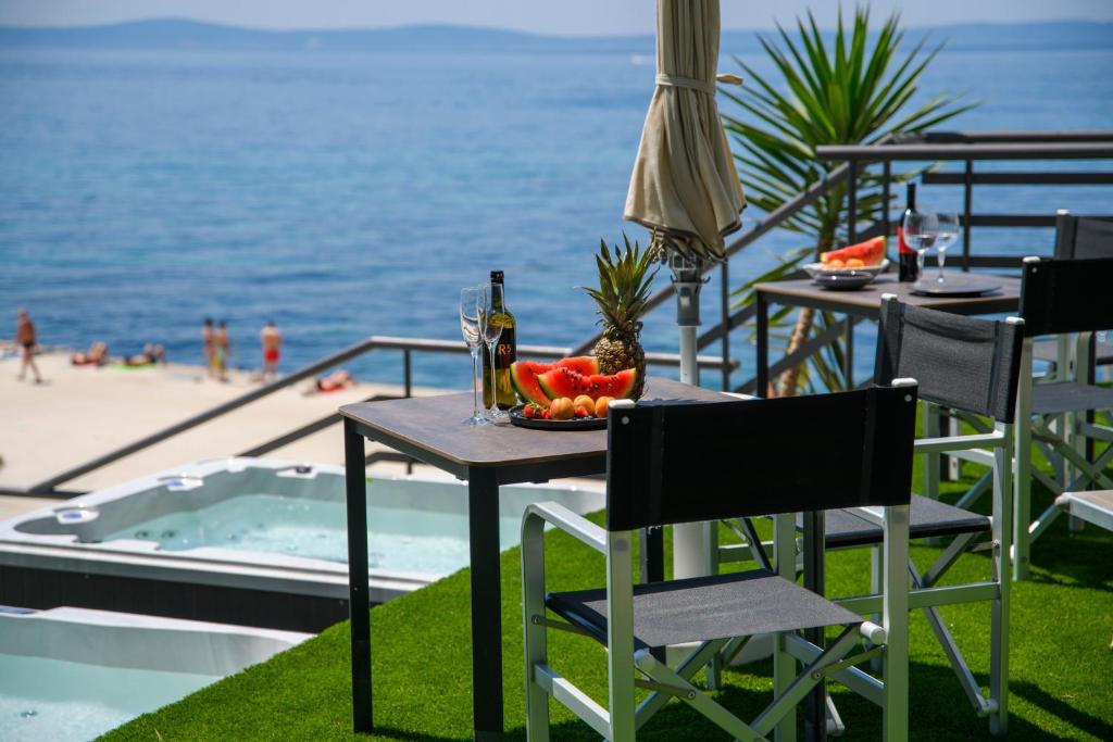 Via Mare Luxury Rooms photo 4