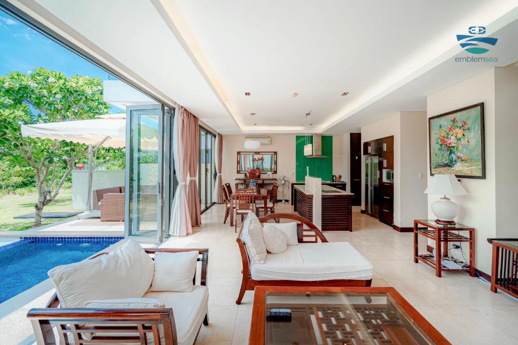 Emblem Sea 4 bedroom villas