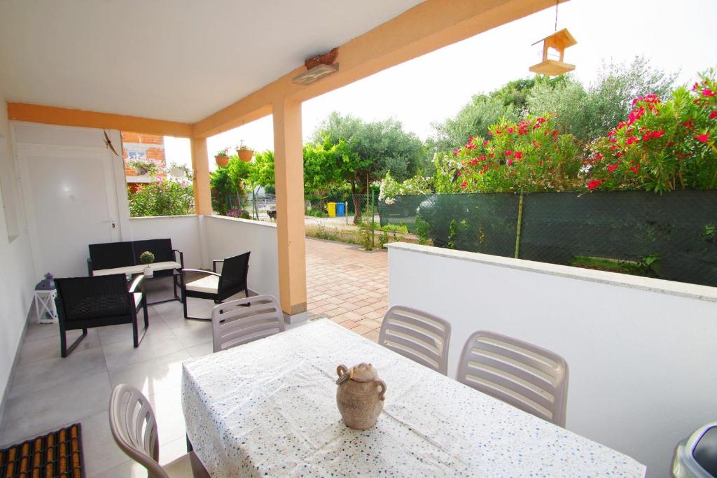 Apartment Pineta in village Valbandon photo 3