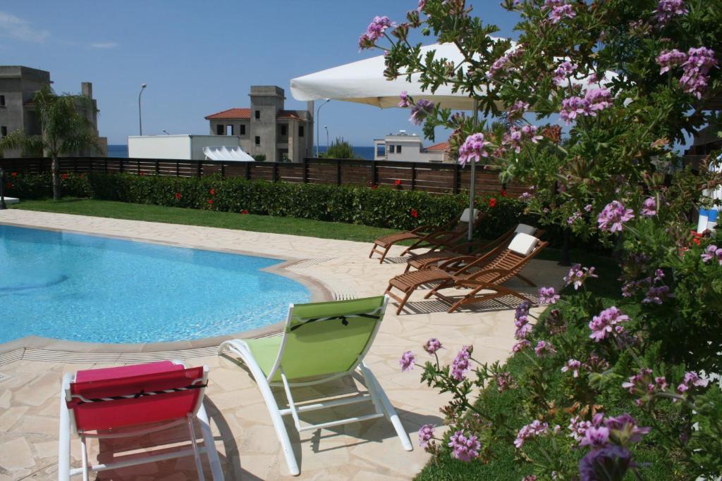 Paradise Latchi Villa photo 2