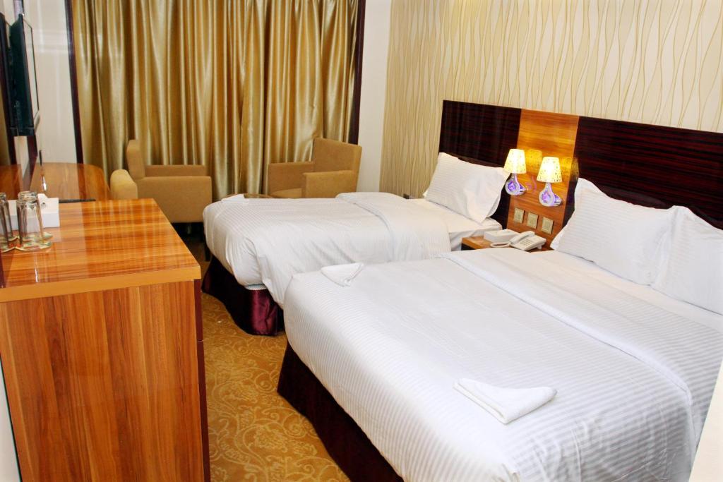 Двухместный (Двухместный номер Делюкс с 2 отдельными кроватями), Fal Hotel L.L.C