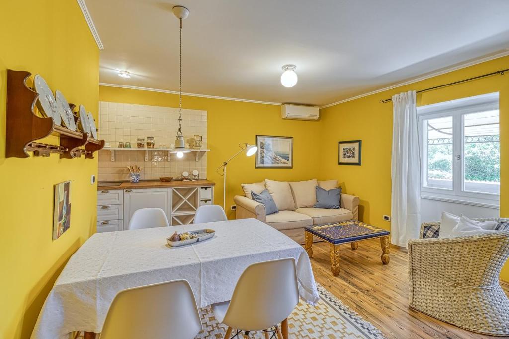 Holiday House Mlin photo 3