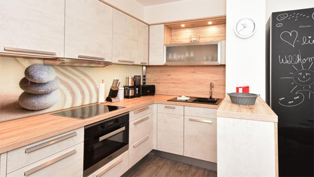 Aparthotel Apartment AO 02 nur 50 Meter bis zum Strand photo 3