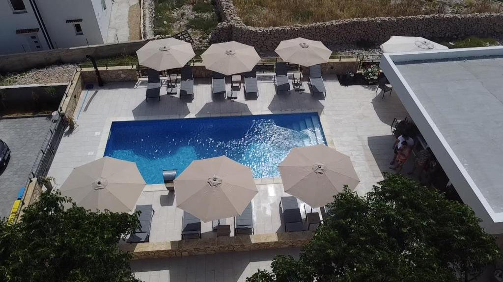 Villa Lana - Family only photo 3