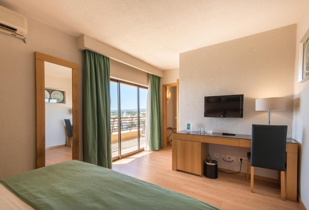 Vila Gale Marina Resort Hotel - Tap to explore photos