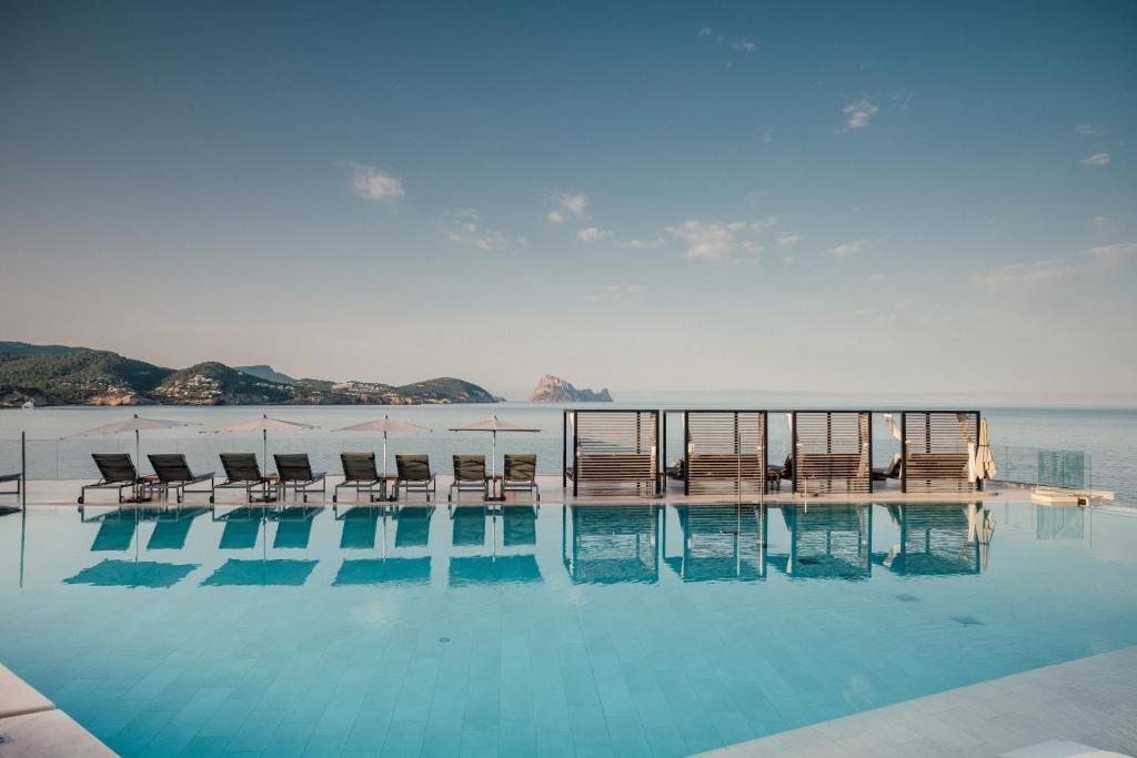 7Pines Resort Ibiza, part of Destination by Hyatt photo 2